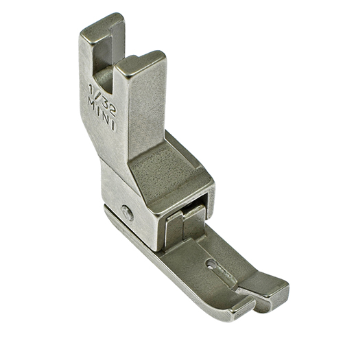 [1567/7] Narrow Right Compensating Knit Presser Foot 1/32" (Made in Italy)